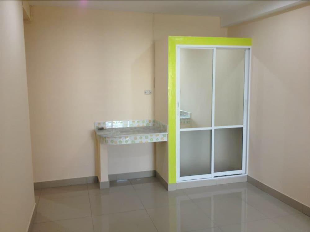 Oyo 75405 Ladda Place Bangkok Extérieur photo