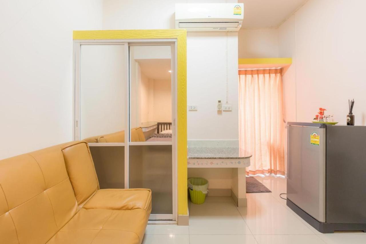 Oyo 75405 Ladda Place Bangkok Extérieur photo