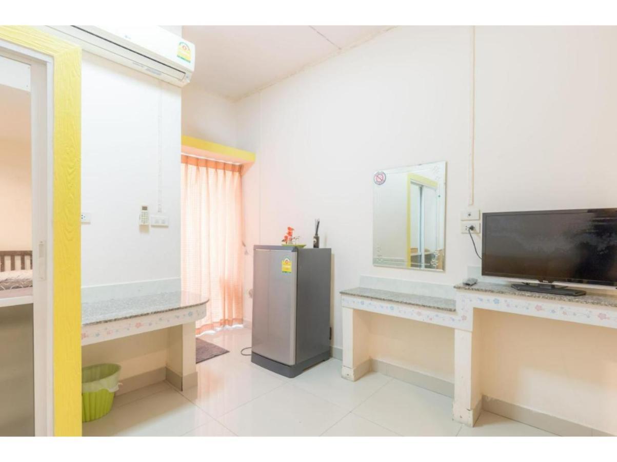 Oyo 75405 Ladda Place Bangkok Extérieur photo